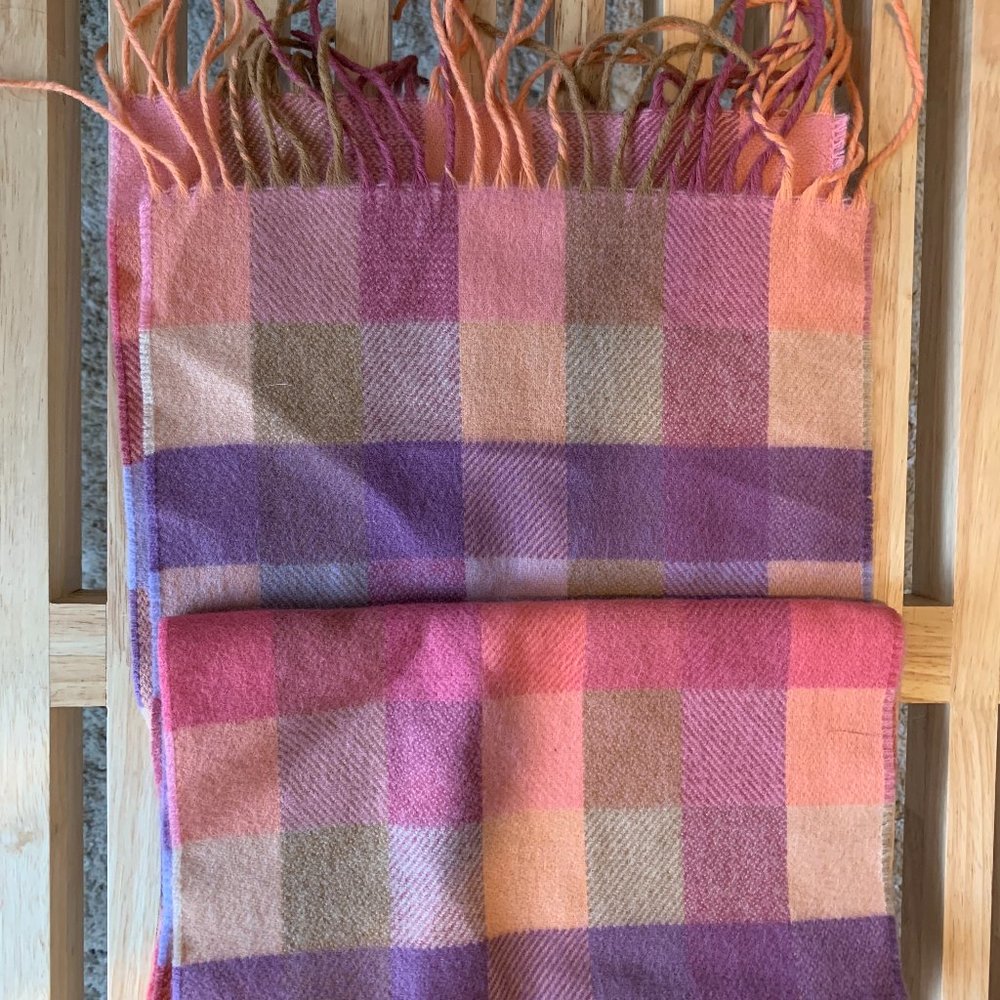 V. FRAAS Scarf